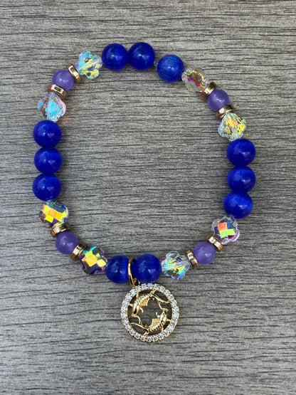 Blue Cat's Eye & iridescent Beaded Bracelet featuring Gold Pisces Charm- Size Large