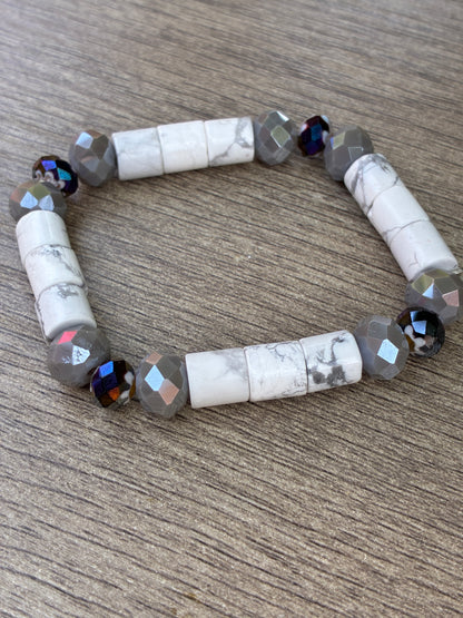 Howlite & Grey Beaded Bracelet- Size Medium